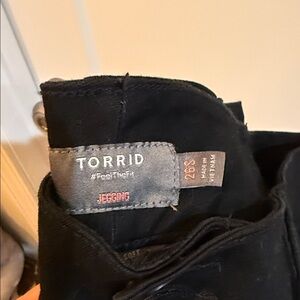 Torrid Black Jeggings with Tag Detail